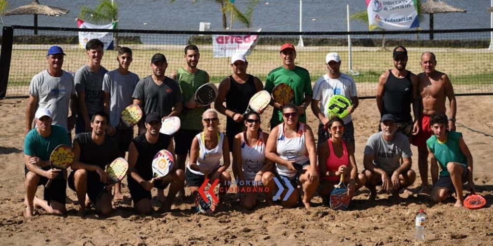 Se juega el 1er Torneo de Beach Tennis Río Uruguay en Federación