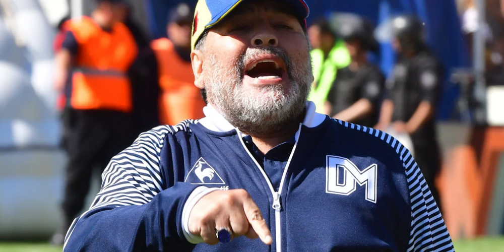 El recibimiento para Diego Maradona en la Bombonera: sin el plantel de fútbol femenino pero con varias sorpresas