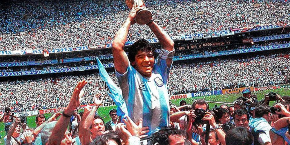 Diego Armando Maradona cumple 60 años: el hombre, el mito y admirado por la mayoría