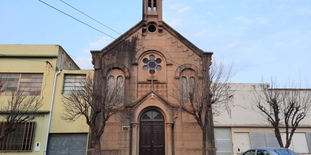 El Gobierno de Chajarí entregó un nuevo aporte para la Restauración de la Capilla del Instituto San José