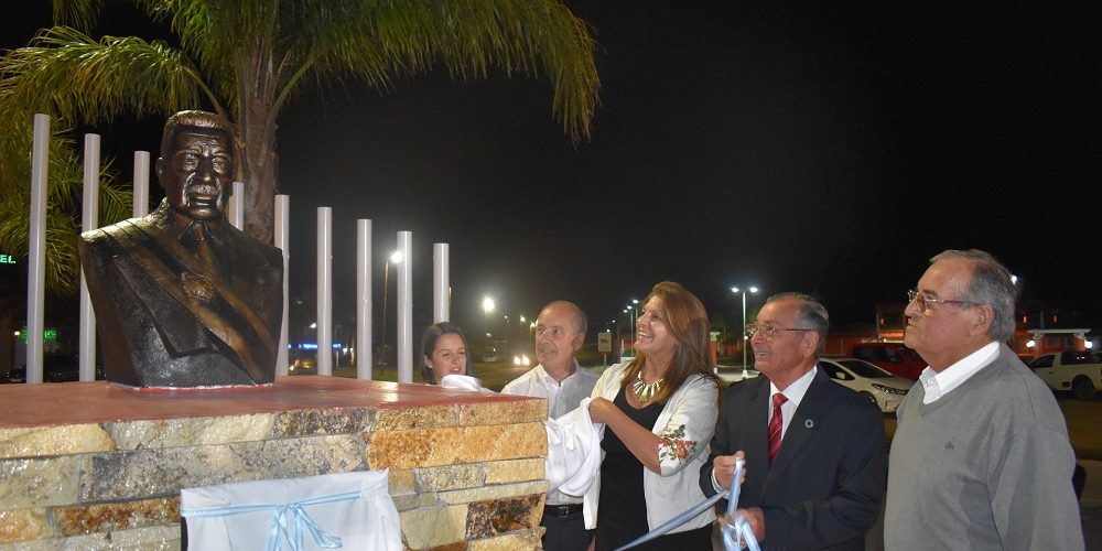 Federación: Inauguraron la Plazoleta Raúl Ricardo Alfonsín