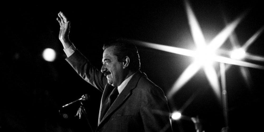 Raúl Alfonsín: líder en una época nueva y tormentosa