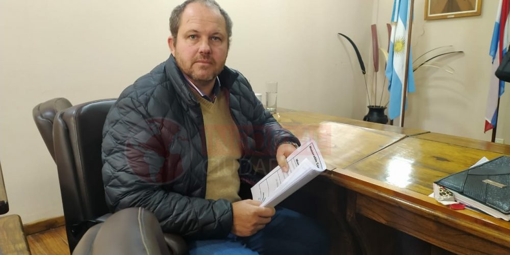 Luciano Slootmans, conjuntamente con el Bloque Cambiemos propone Ficha Limpia para cargos electivos en Federación