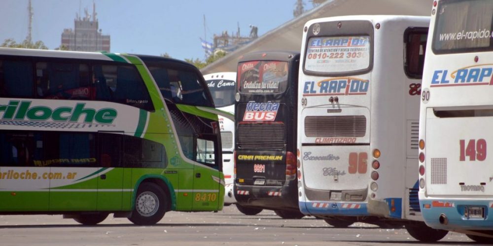 Interrumpen el servicio de transporte público interurbano de pasajeros de jurisdicción provincial