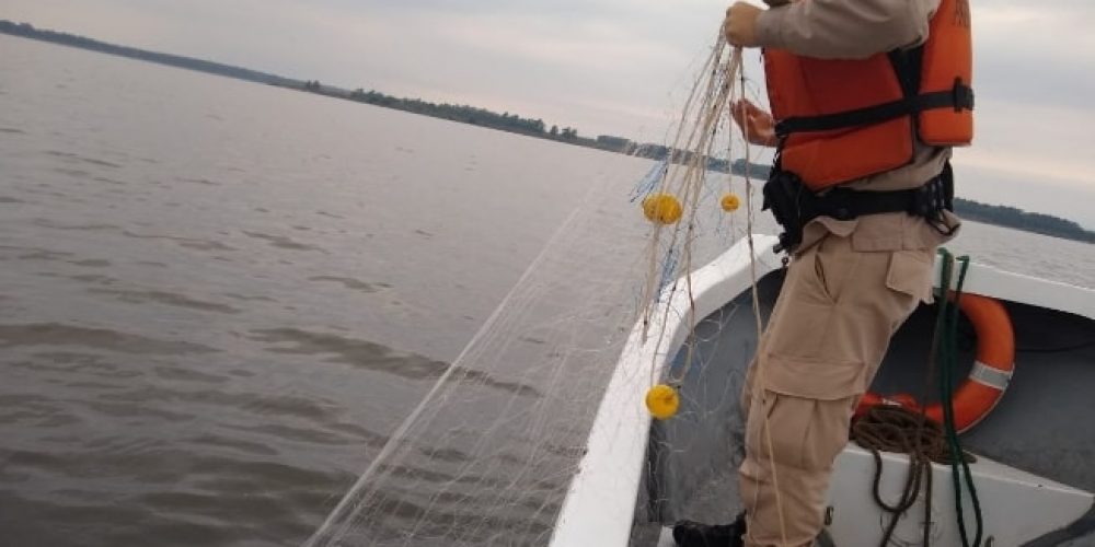 Prefectura Federación secuestró redes de pesca e incauto varios pescados