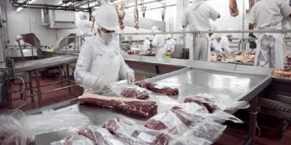 Extienden cepo a las exportaciones de carne y el campo analiza medidas de fuerza