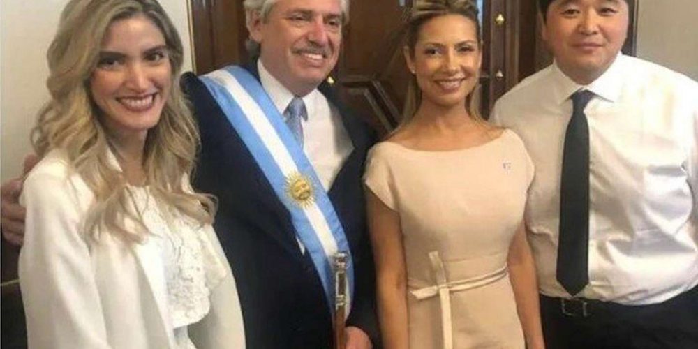 Visitas VIP a Olivos: el médico presidencial le aconsejó a Alberto Fernández en pleno ASPO restringir al máximo las reuniones interpersonales