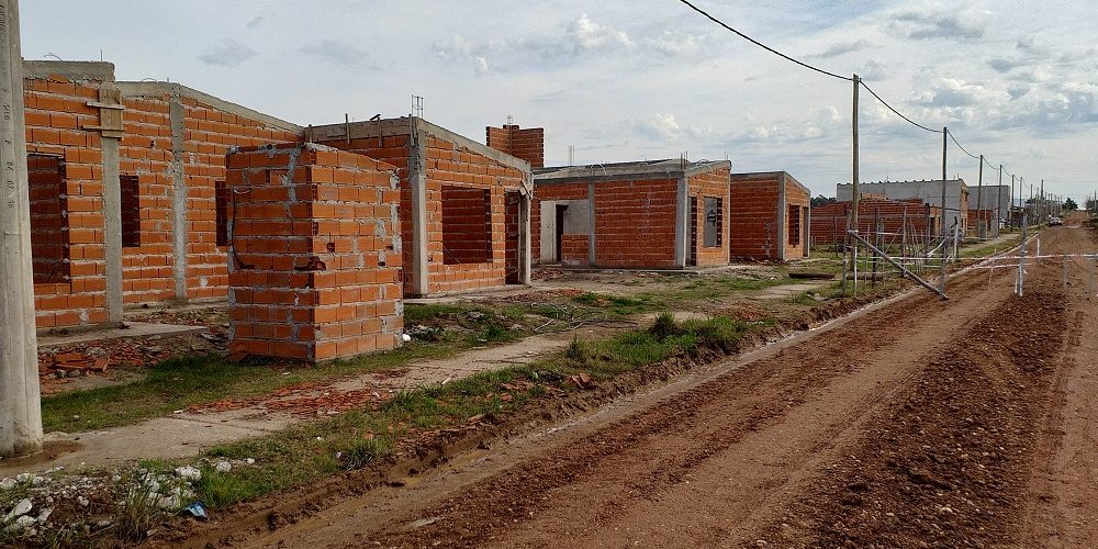 Federación: Avanza a buen ritmo la obra de las 106 viviendas