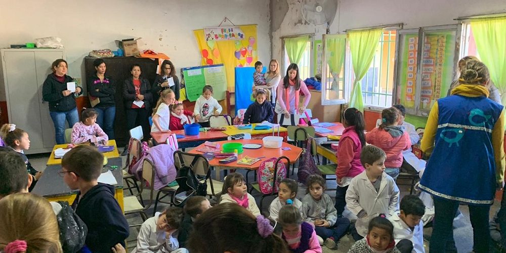 Día Mundial de la Alimentación: El Gobierno de Chajarí continúa recorriendo Escuelas para Fomentar Buenos Hábitos