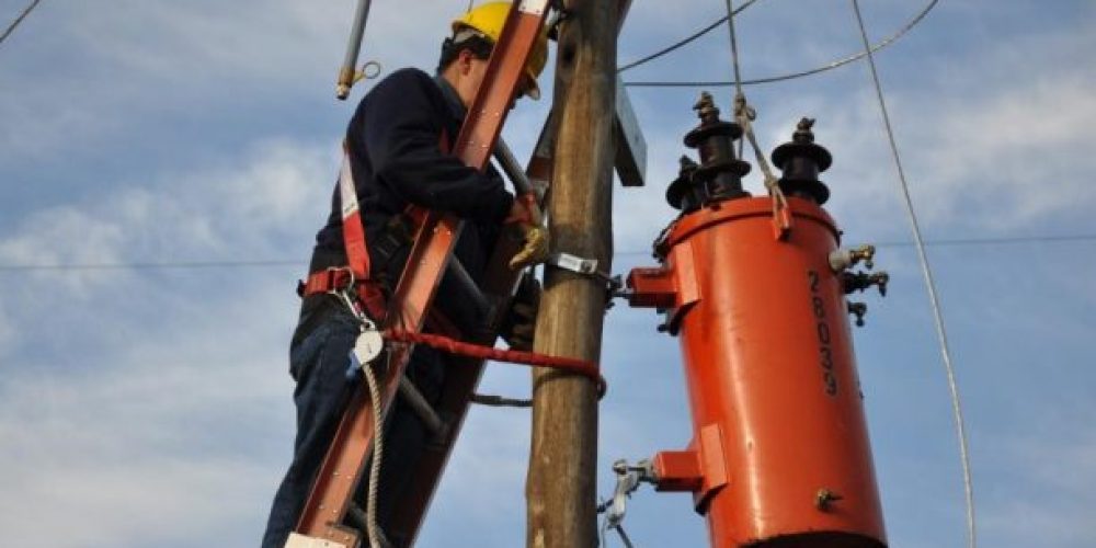 El Gobierno determinó la suspensión de los cortes en el servicio de energía eléctrica