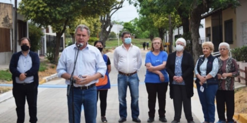 Chajarí: Se inauguró oficialmente el adoquinado de calle Florida