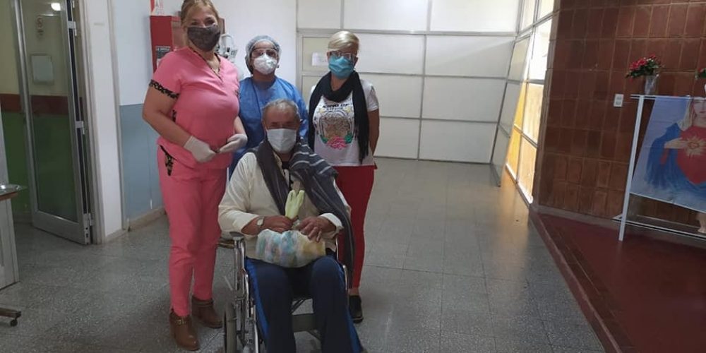 Primer paciente recuperado de COVID-19 en el Hospital “San José”