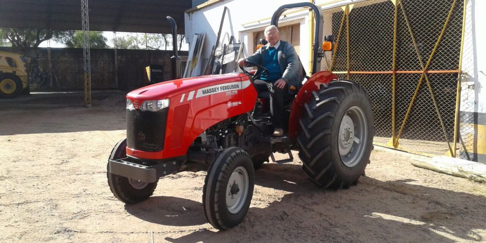 Chajarí: El Municipio licita la compra de un tractor