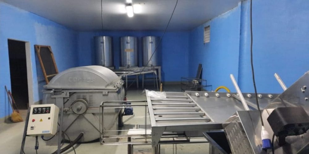 El municipio de Chajarí invirtió más de 1 millón de pesos en la sala de extracción de miel de la Escuela Agrotécnica
