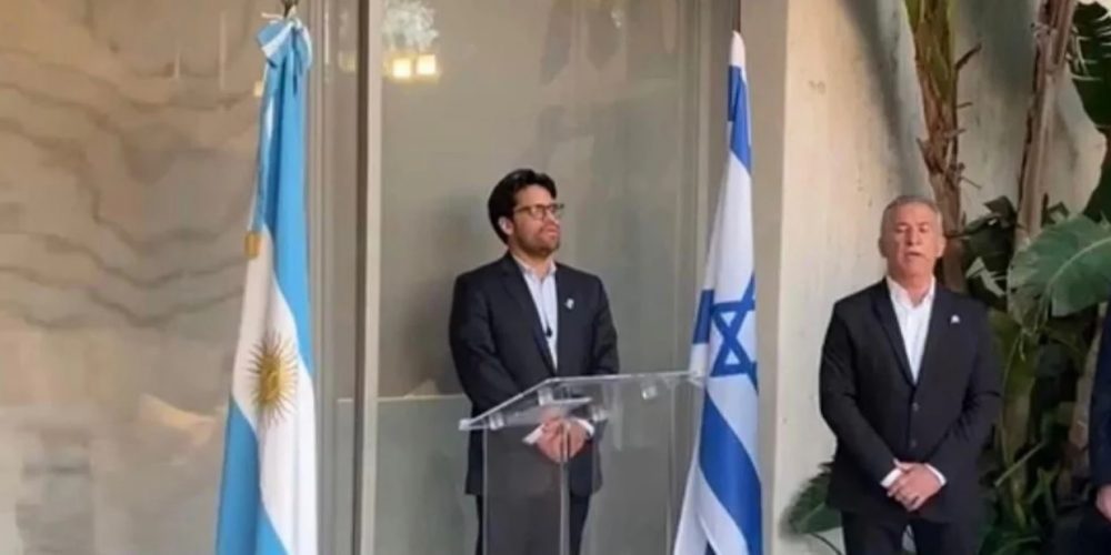 El Gobierno sacó a Sergio Urribarri de la embajada en Israel