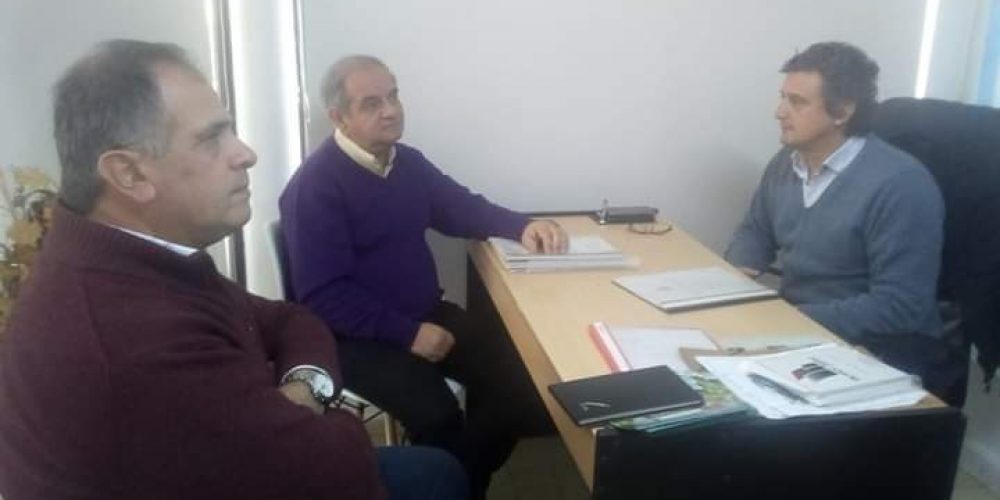 Ricardo Bravo continúa con las reuniones por obras para Federación