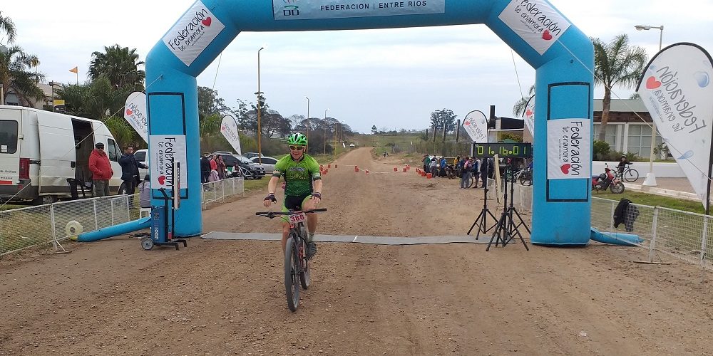 Maximiliano González ganó la competencia del Rural Bike en Federación