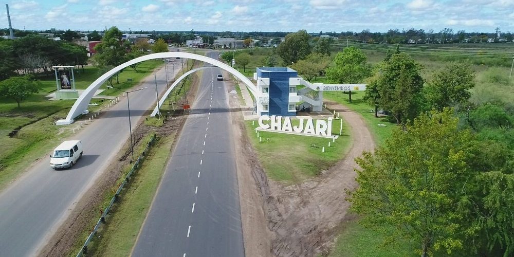 Chajarí estrena el nuevo arco de salida de la ciudad