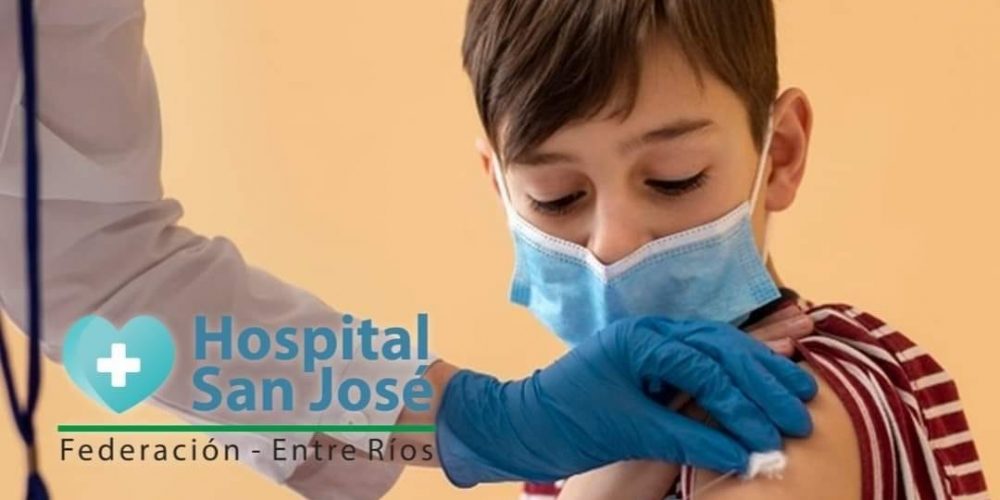 Vacunación en Hospital “San José”