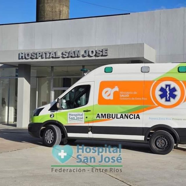 El Hospital San José reparó ambulancias que estaba fuera de servicio