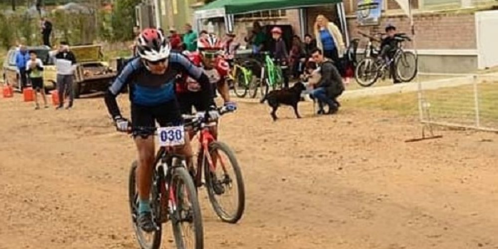 Juegos Evita: El Ciclista Agustín Navarro compite en Paraná