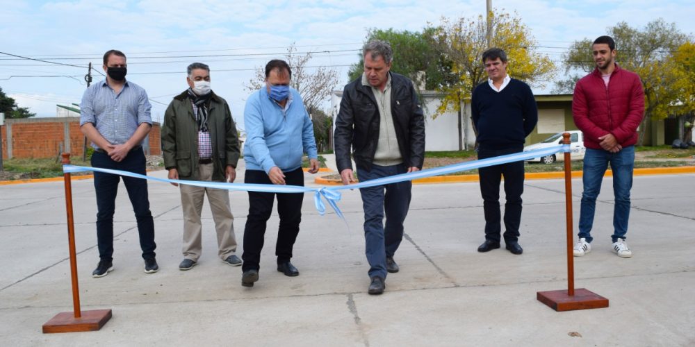 El municipio inauguró la obra de pavimento en Av. Belgrano y calle Güemes