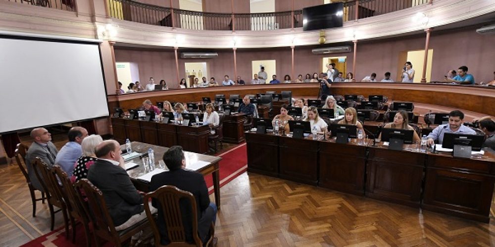 Diputados reanuda el análisis del proyecto que elimina las pensiones vitalicias